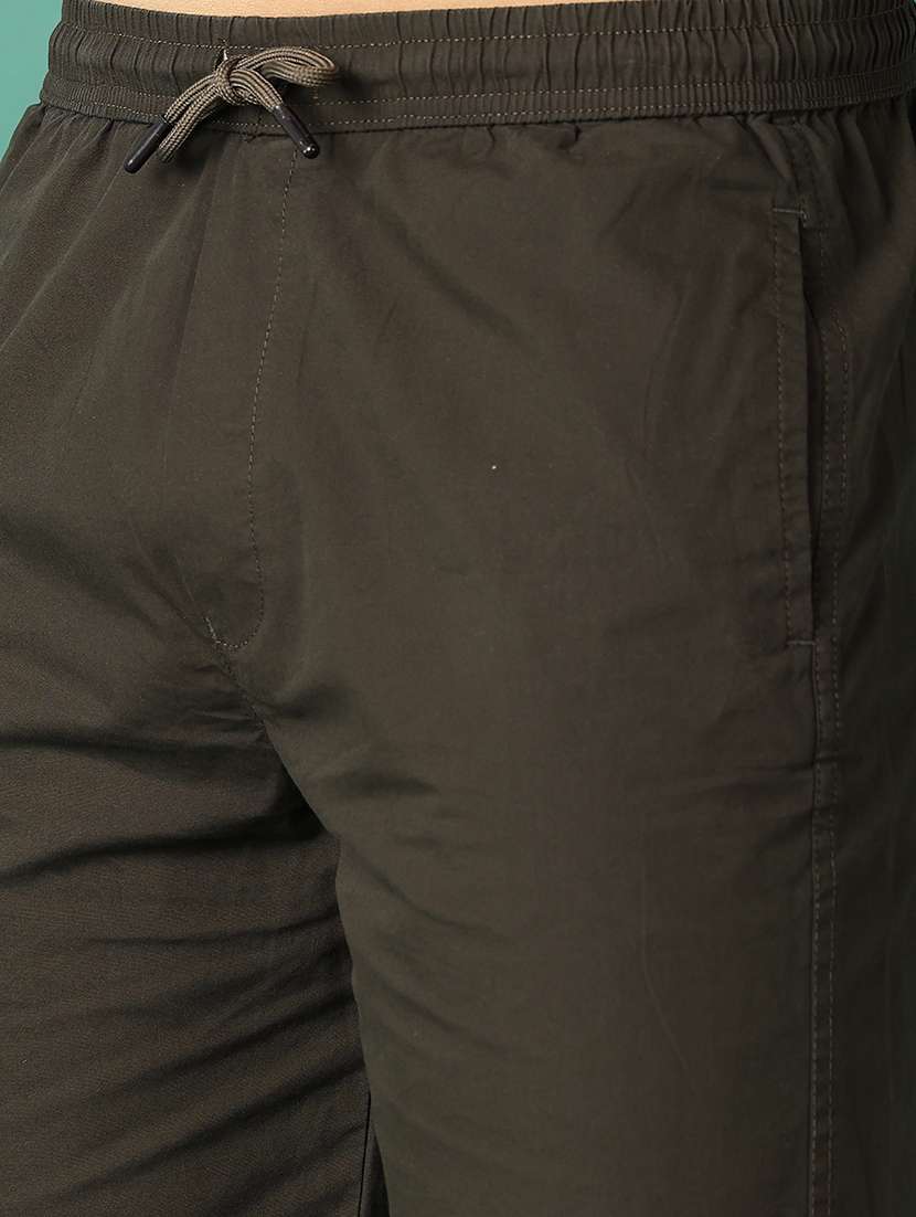 men olive solid shorts - 21498814 -  Standard Image - 5