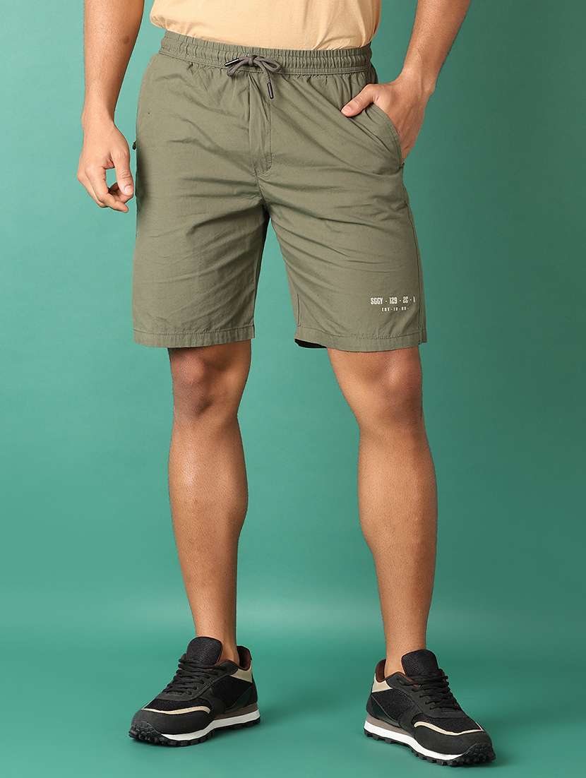 men olive solid shorts