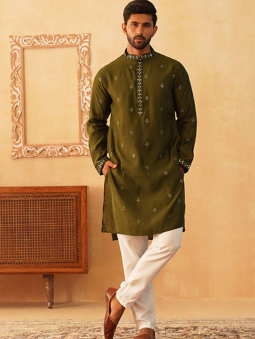men embroidered kurta pyjama with dupatta set