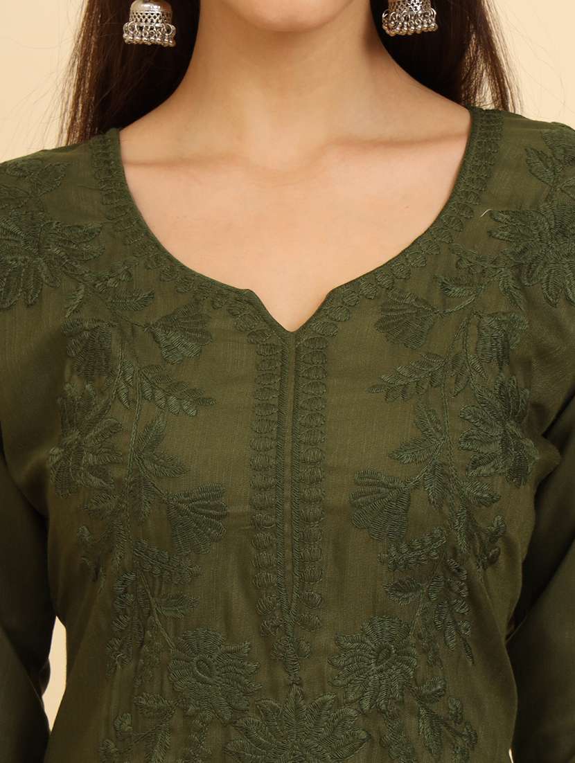women three quarter sleeve chikankari straight kurta - 21499092 -  Standard Image - 5