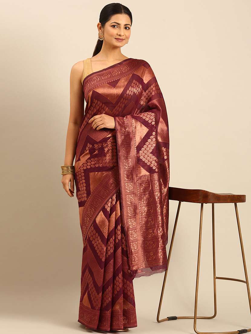 women self design banarasi saree with blouse