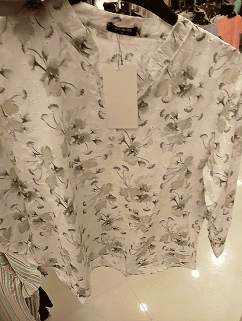 off white polyester top - 21500856 - Zoom Image - 0
