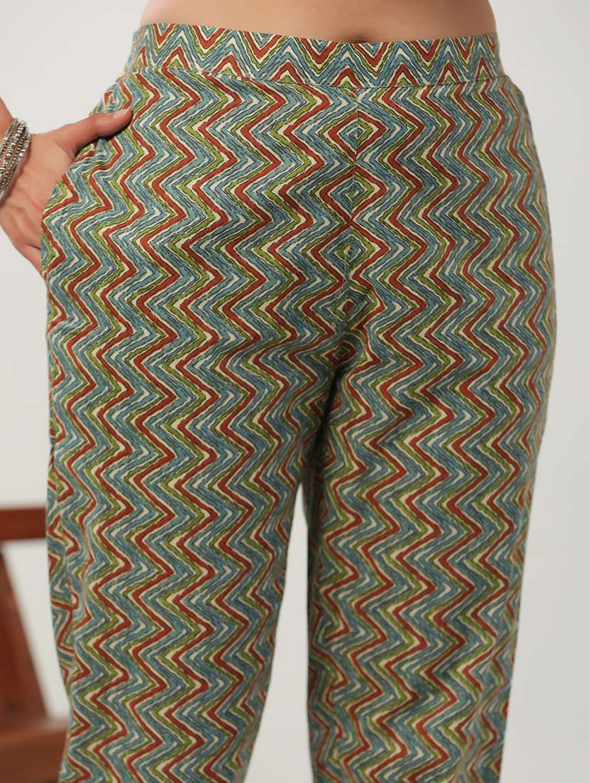 women three quarter sleeve kurta pant with dupatta set - 21501456 -  Standard Image - 5