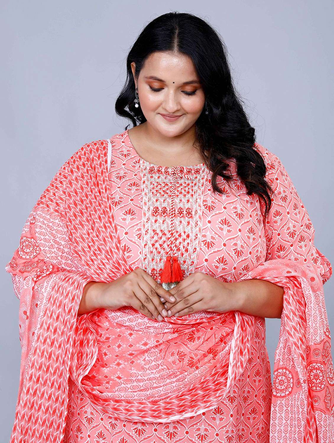 women printed plus size kurta pant set with dupatta - 21501635 -  Standard Image - 5