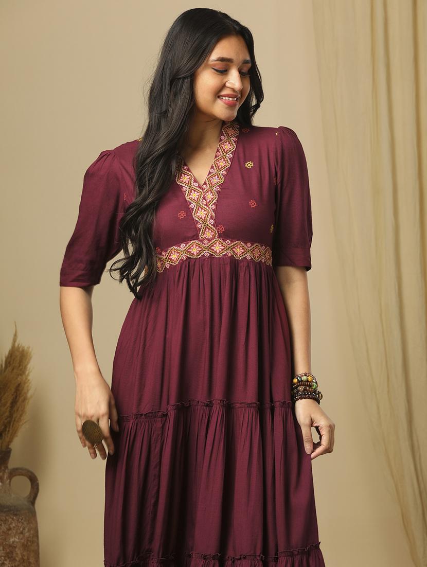 women's burgundy embroidered v-neck puff sleeves boho tiered fusion fit & flare maxi dress - 21504024 - Standard Image - 3