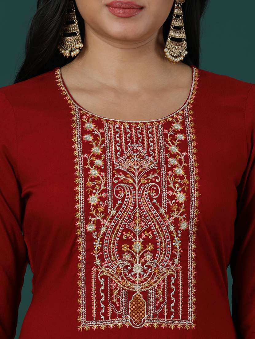 women's maroon embroidered yoke a-line kurta pants & multicolor bandhani print dupatta festive set - 21504032 - Standard Image - 3