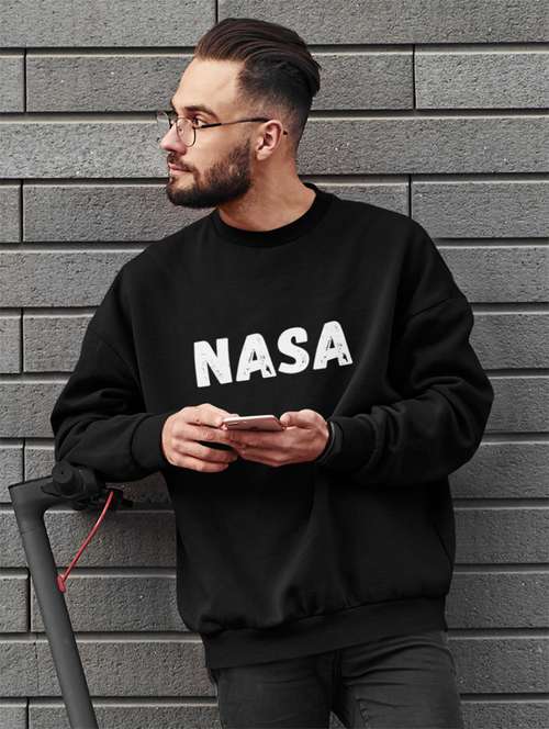 men chest print round neck sweatshirt - 21505160 -  Standard Image - 0