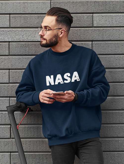 men chest print round neck sweatshirt - 21505164 - Standard Image - 0