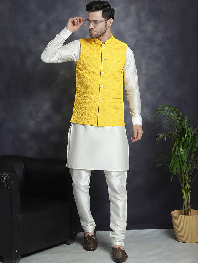 men embroidered kurta churidar with jacket ethnic wear set - 21505293 -  Standard Image - 3