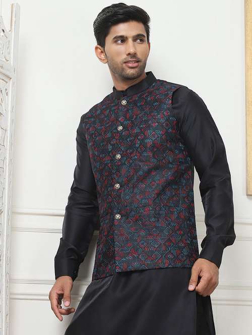 men embroidered kurta pyjama with jacket ethnic wear set - 21505308 -  Standard Image - 0