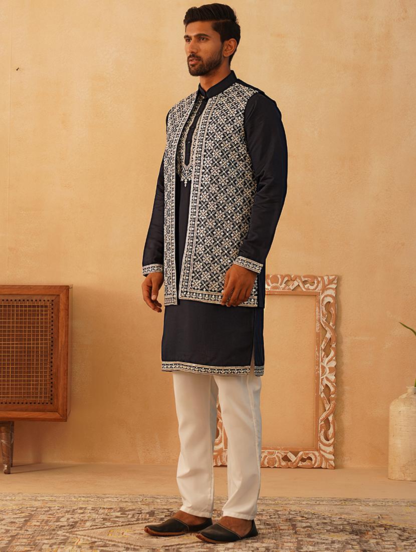 men embroidered kurta pyjama with jacket ethnic wear set - 21505317 - Standard Image - 3