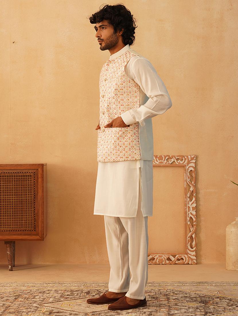 men embroidered kurta pyjama with jacket ethnic wear set - 21505335 - Standard Image - 3