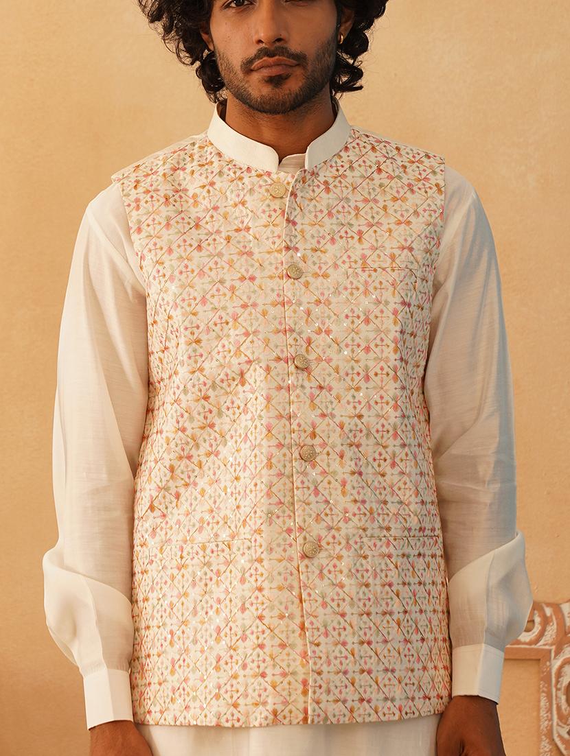 men embroidered kurta pyjama with jacket ethnic wear set - 21505335 - Standard Image - 5