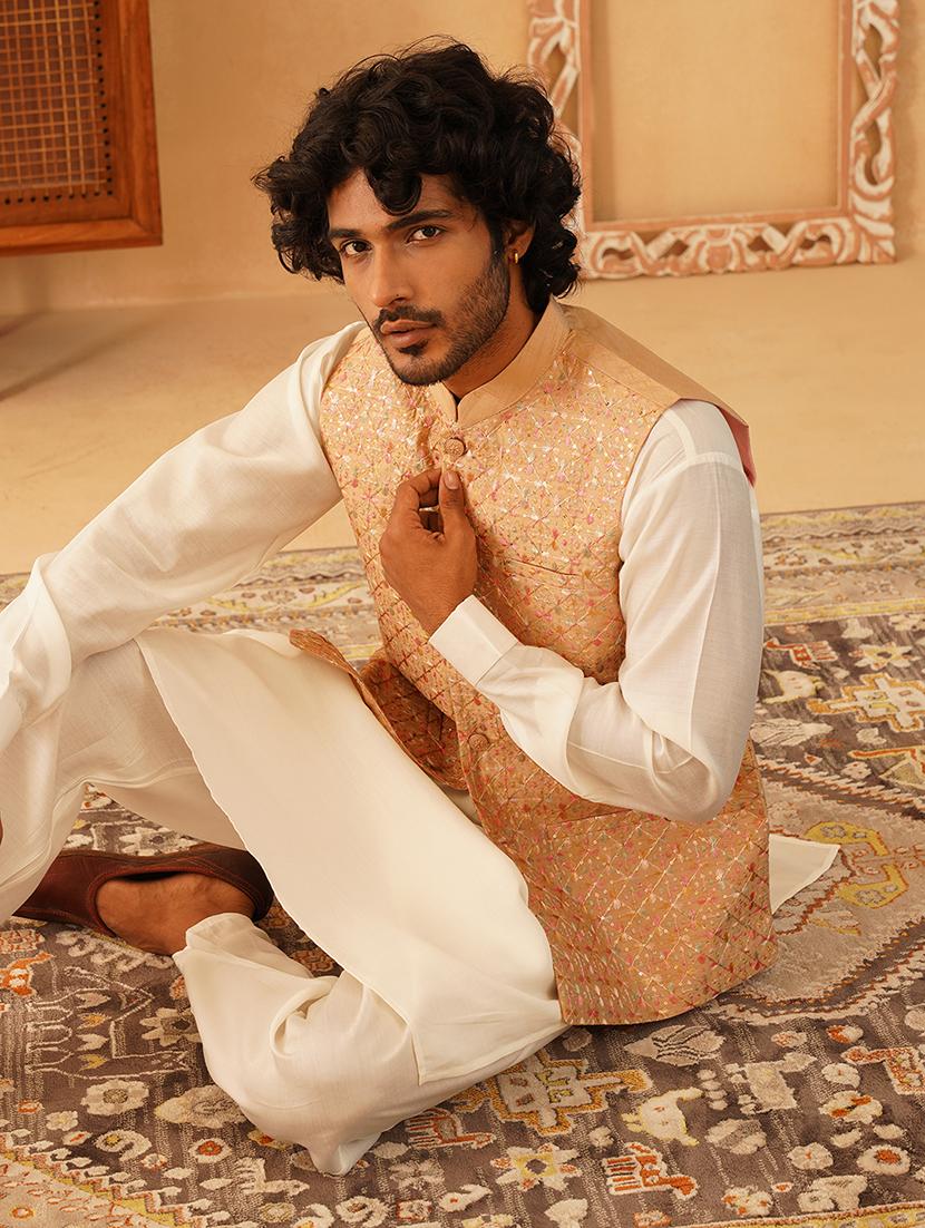 men embroidered kurta pyjama with jacket ethnic wear set - 21505336 - Standard Image - 3