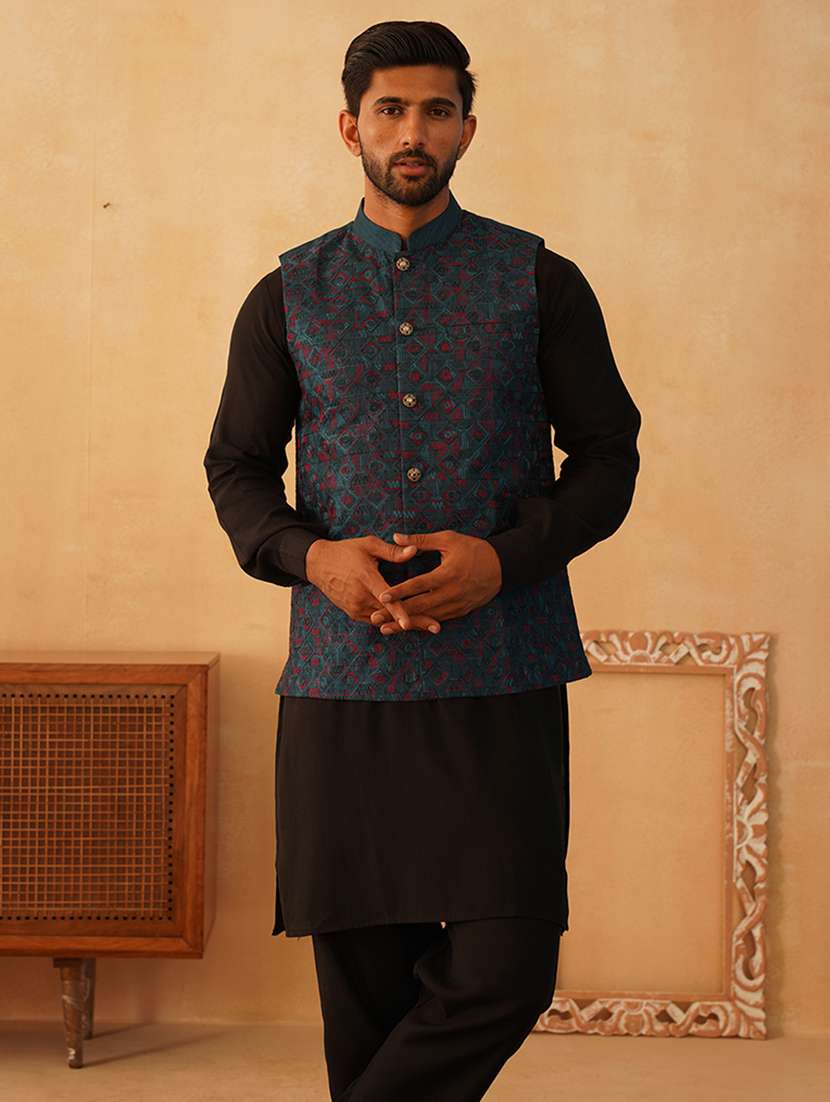 men embroidered kurta pyjama with jacket ethnic wear set - 21505344 - Zoom Image - 0