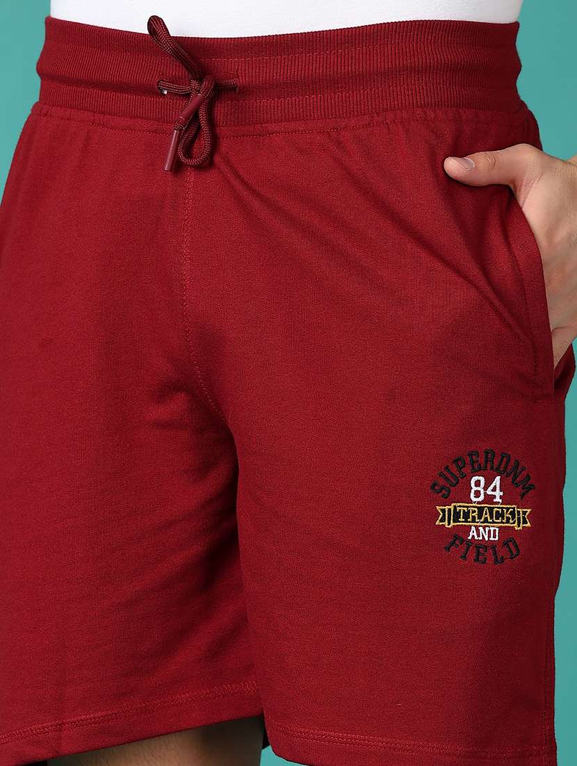 maroon solid cotton shorts - 21505541 -  Standard Image - 5