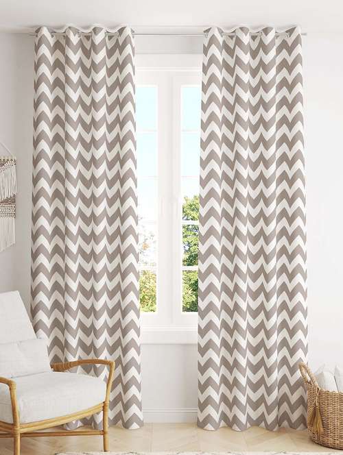 brown printed curtain - 21506183 -  Standard Image - 0