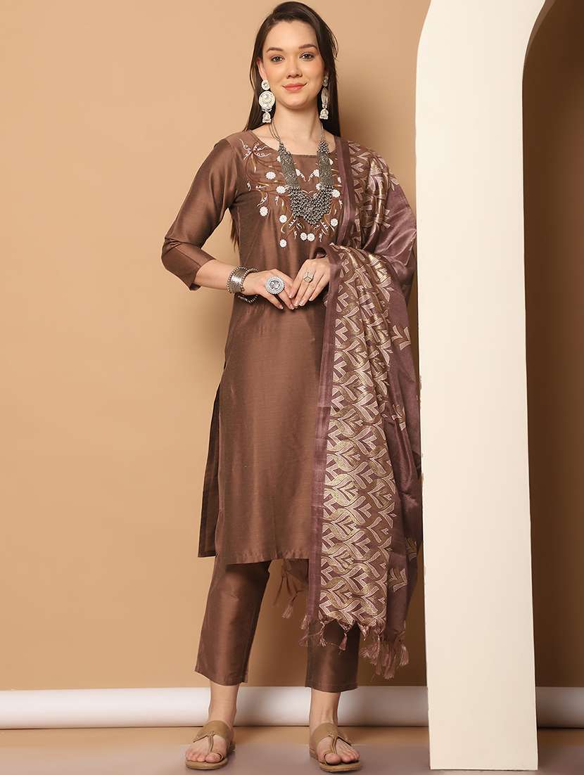 women three quarter sleeve kurta pant with dupatta set - 21507051 -  Zoom Image - 0