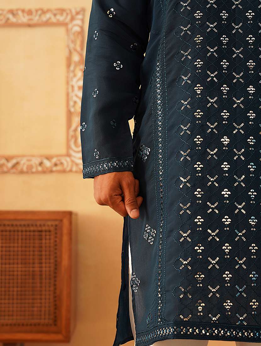 men mandarin neck sequined long kurta - 21507213 - Standard Image - 5