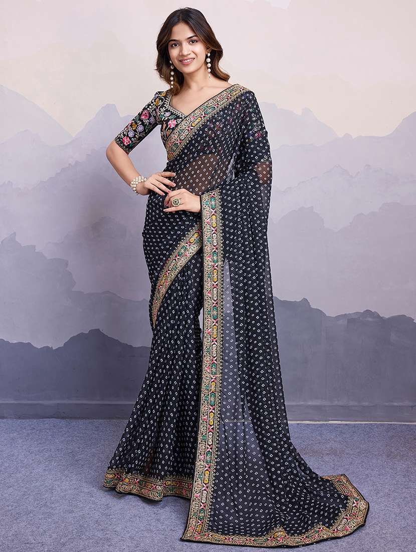 women bandhani printed saree - 21507506 - Zoom Image - 0