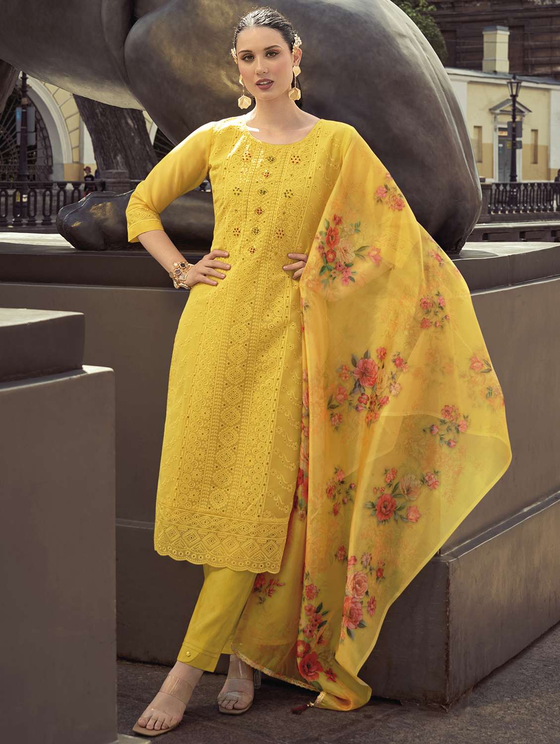 women three quarter sleeve kurta pant with dupatta set - 21510312 - Zoom Image - 0