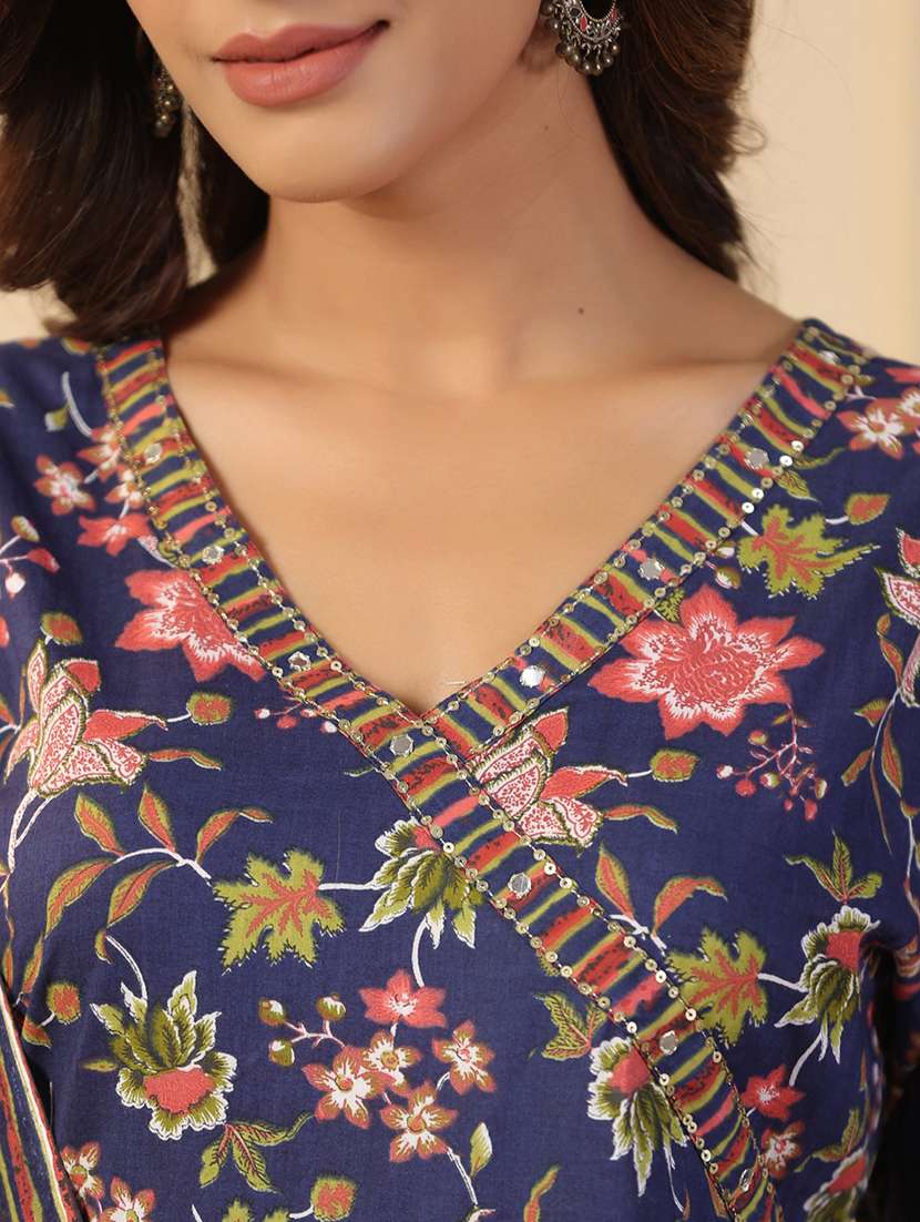 women three quarter sleeve kurta pant with dupatta set - 21510361 -  Standard Image - 5