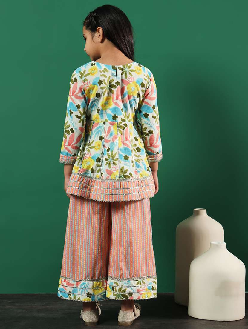 girls peach cotton kurta pant set  - 21510364 -  Standard Image - 3