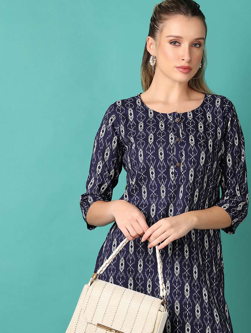 women printed round neck kurta palazzo set  - 21510816 -  Standard Image - 3