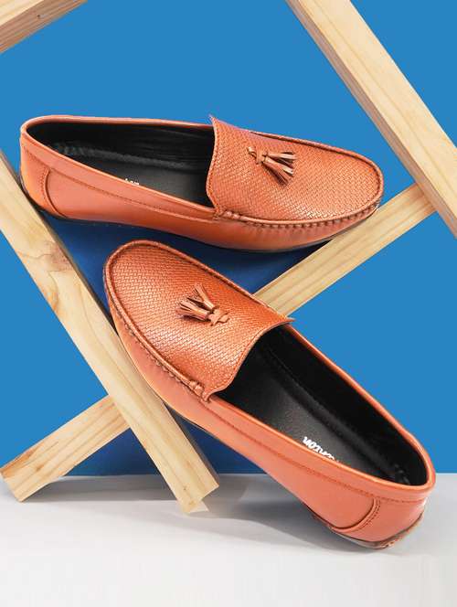 men slip on tassle detailing loafers - 21511011 - Standard Image - 0