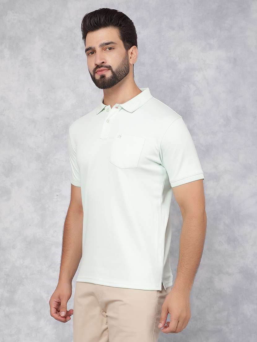 men white plain t-shirt