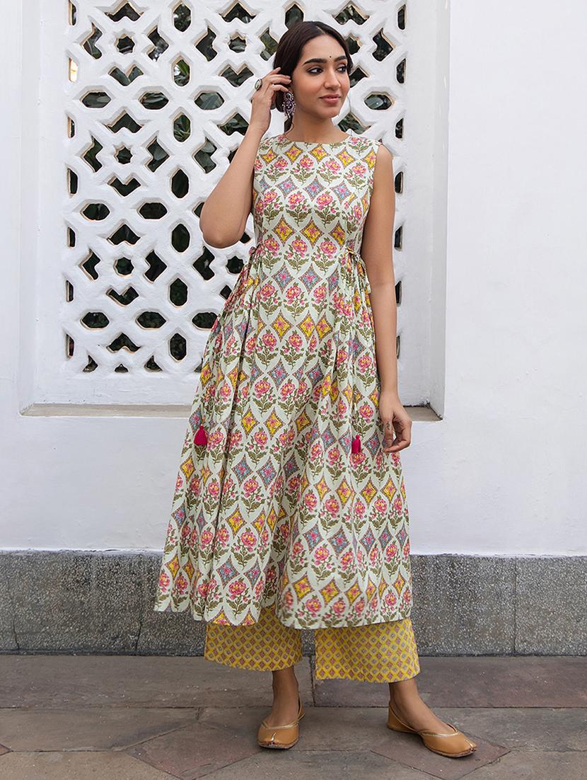 women round neck floral kurta palazzo set - 21512803 - Standard Image - 3