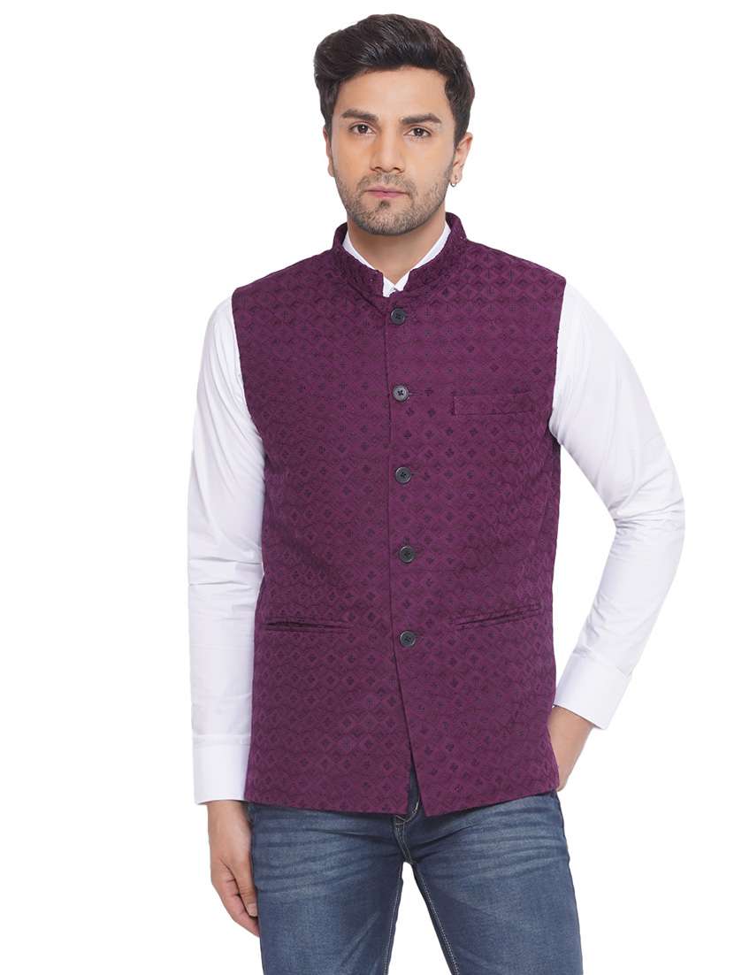 men embroidered sleeveless nehru jacket