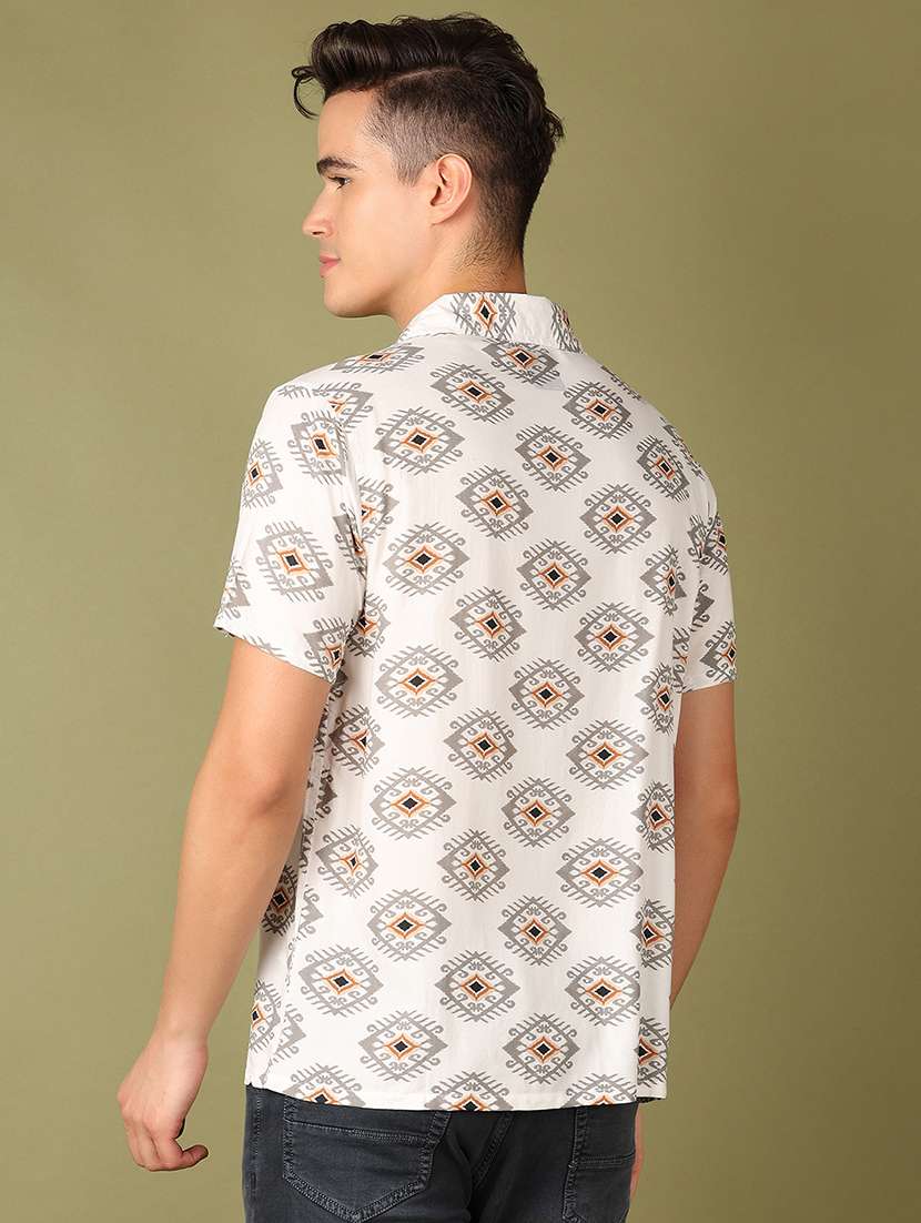 men printed short sleeves casual shirt - 21513469 -  Standard Image - 3
