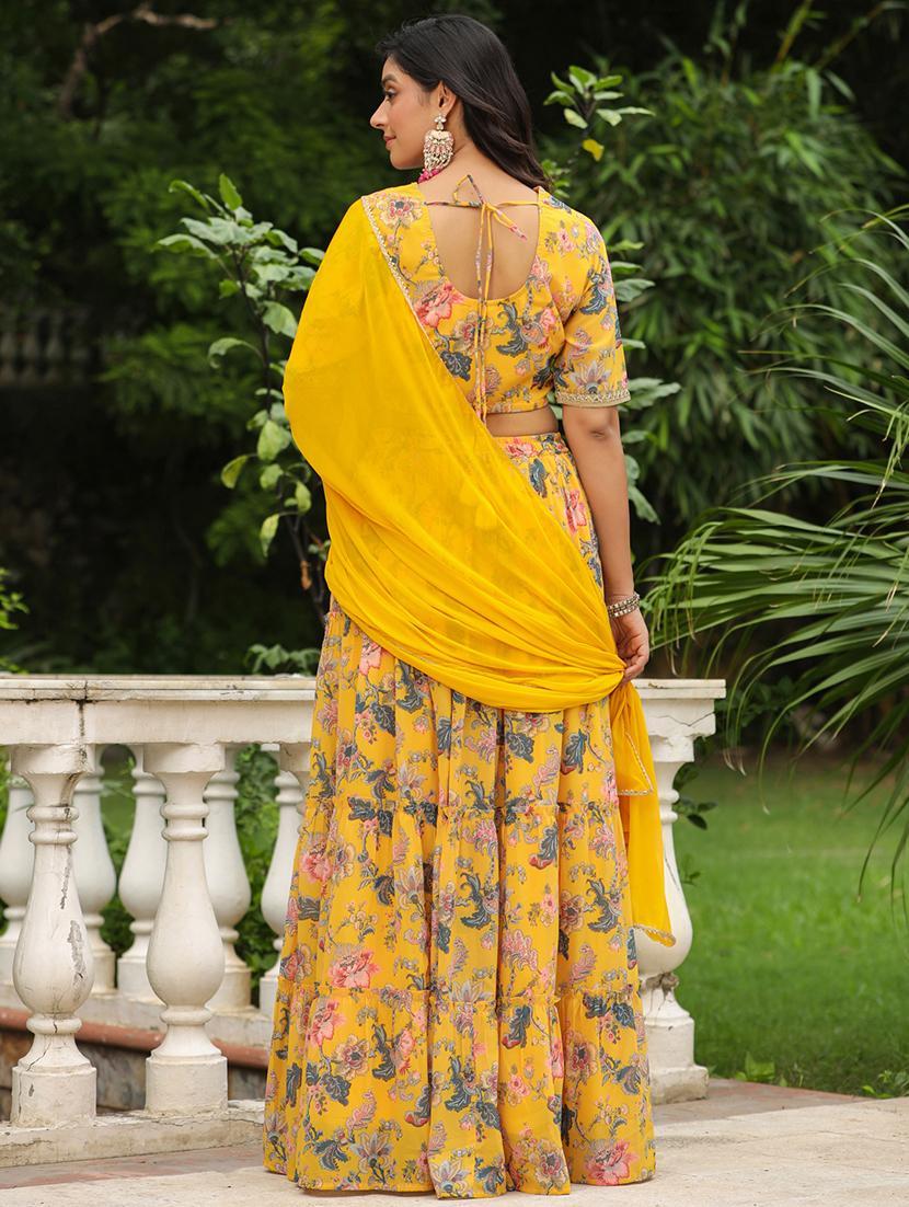 women yellow flared lehenga - 21514028 - Standard Image - 5