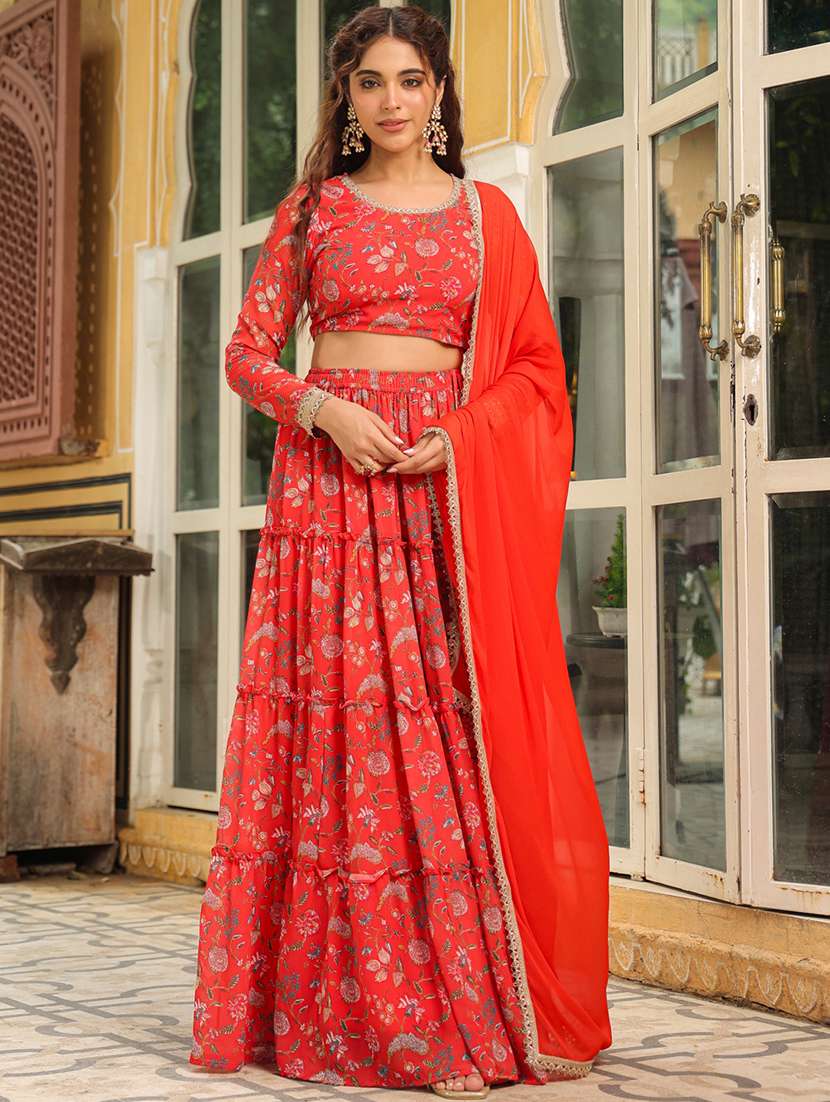 women red flared lehenga