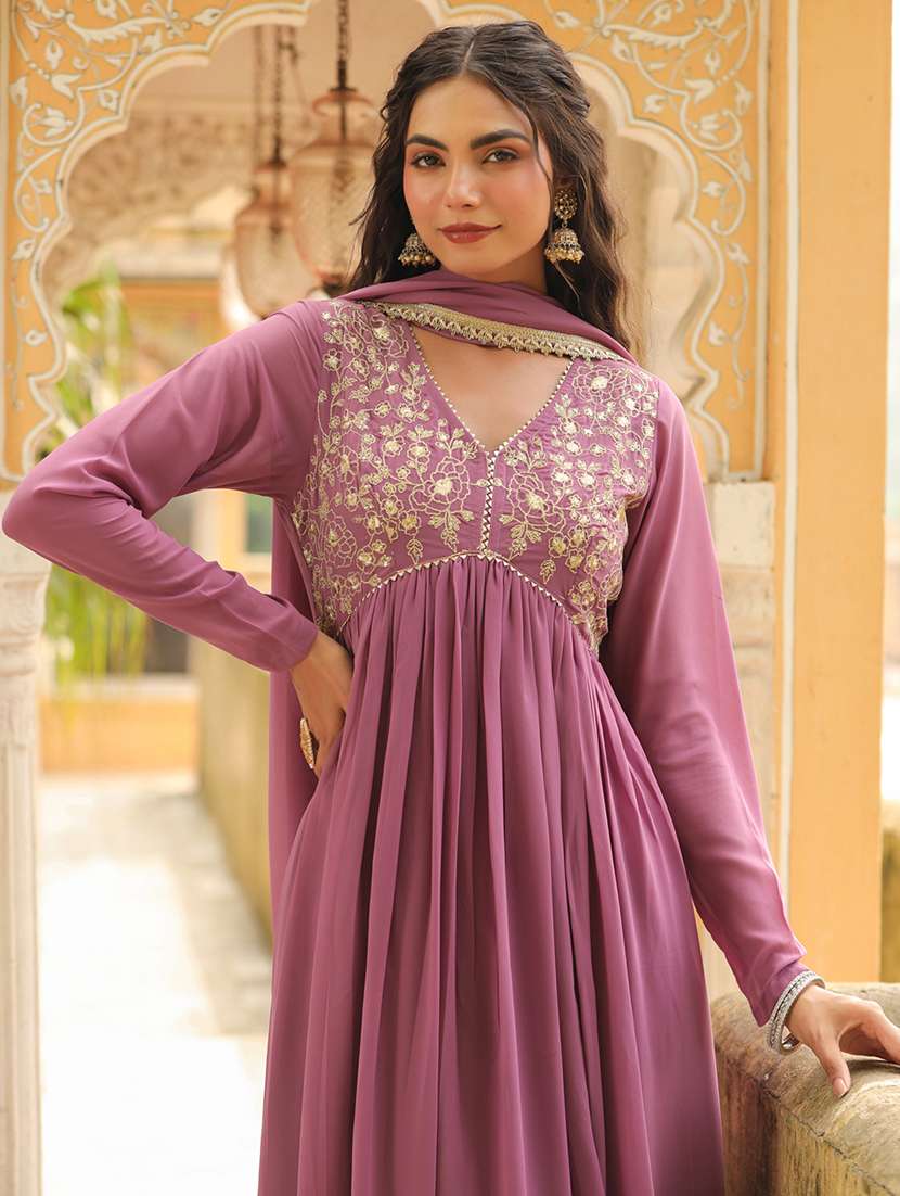 women purple suit set - 21514096 -  Standard Image - 5