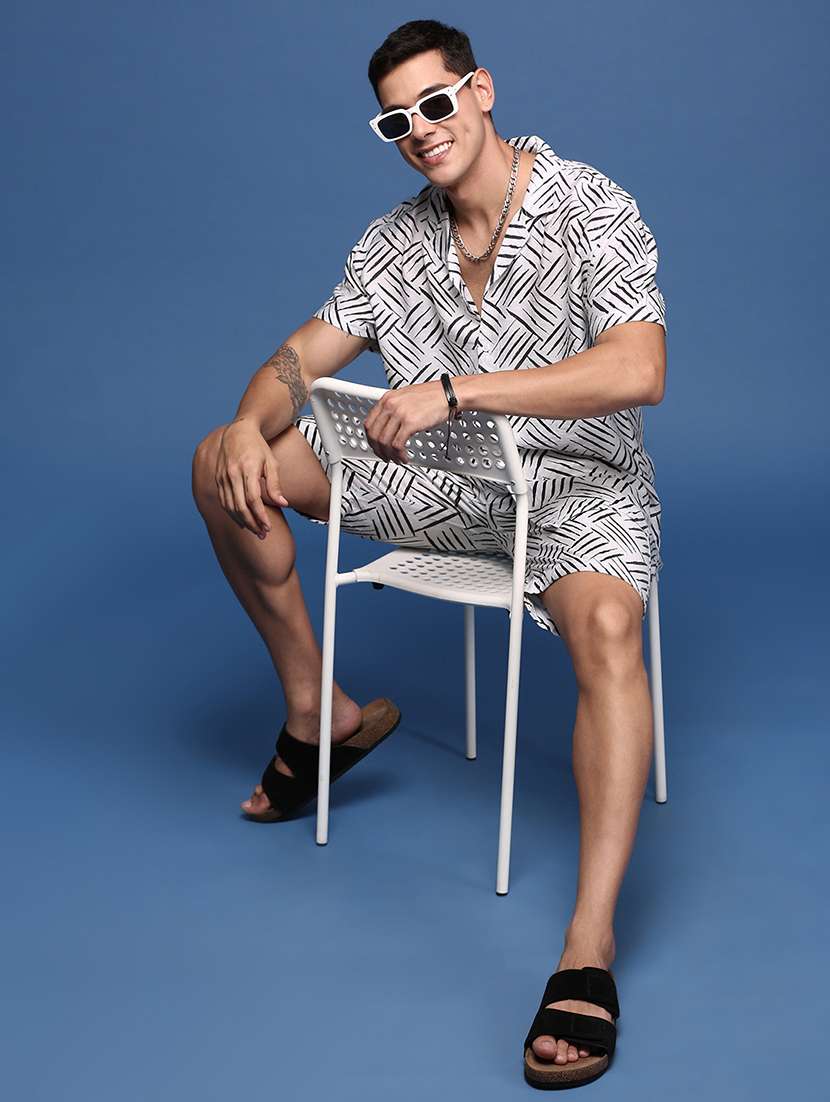 men cuban collared printed co-ord set - 21514399 -  Standard Image - 3