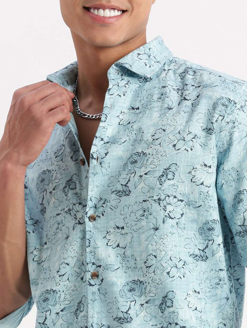 men light blue florals short sleeves casual shirt - 21514444 -  Standard Image - 5
