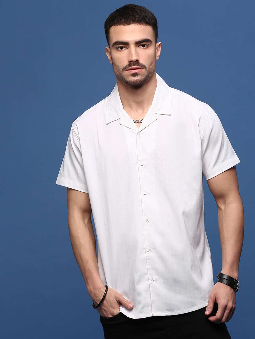 men collared solid casual shirt