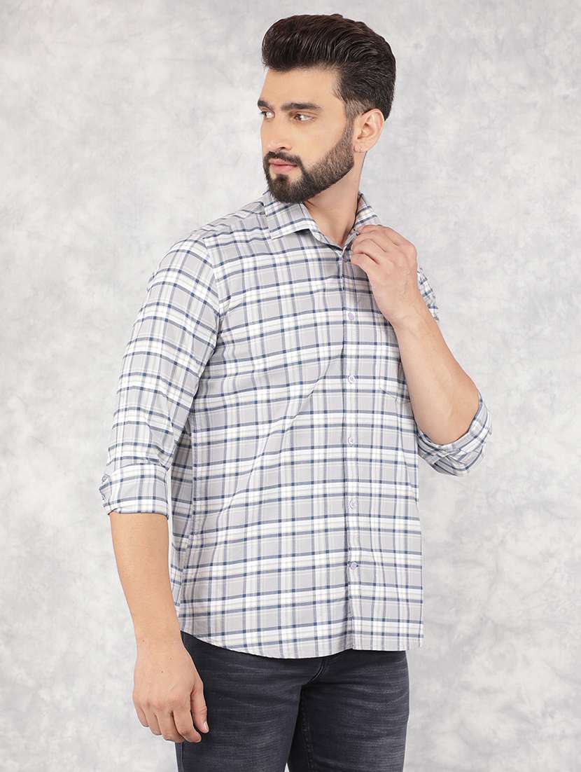 men collared checks casual shirt