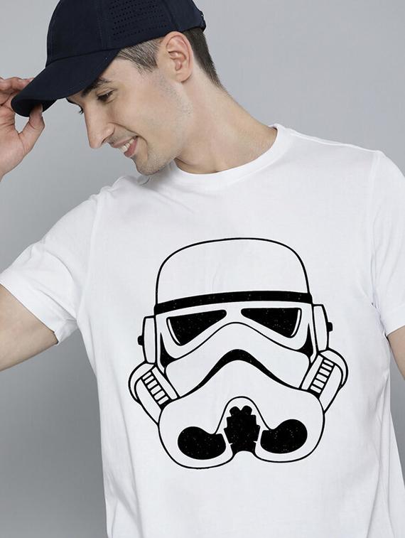men white front printed t-shirt