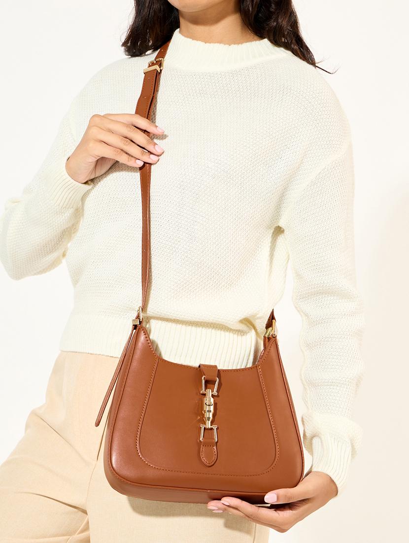 women solid sling bag - 21518857 - Standard Image - 5