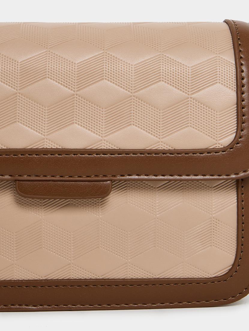 women textured handbag - 21518865 - Standard Image - 3