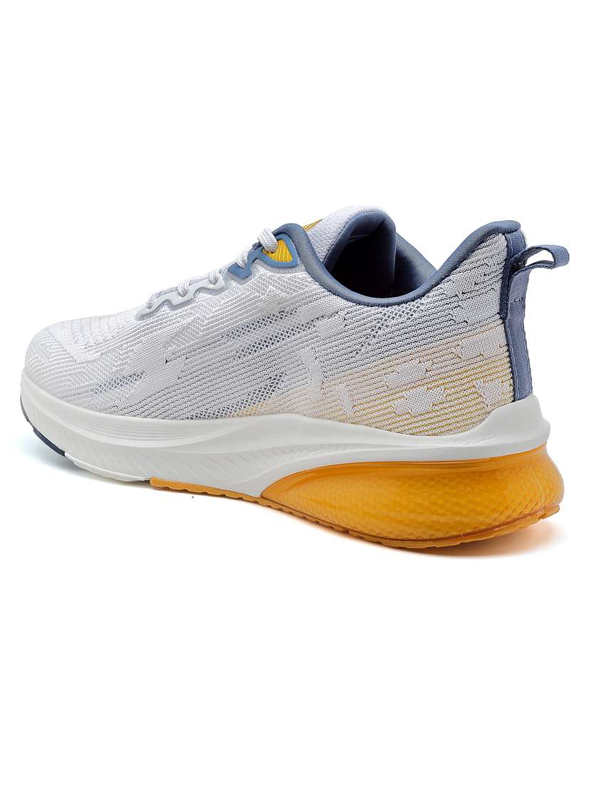 men white sport shoe - 21518917 -  Standard Image - 3