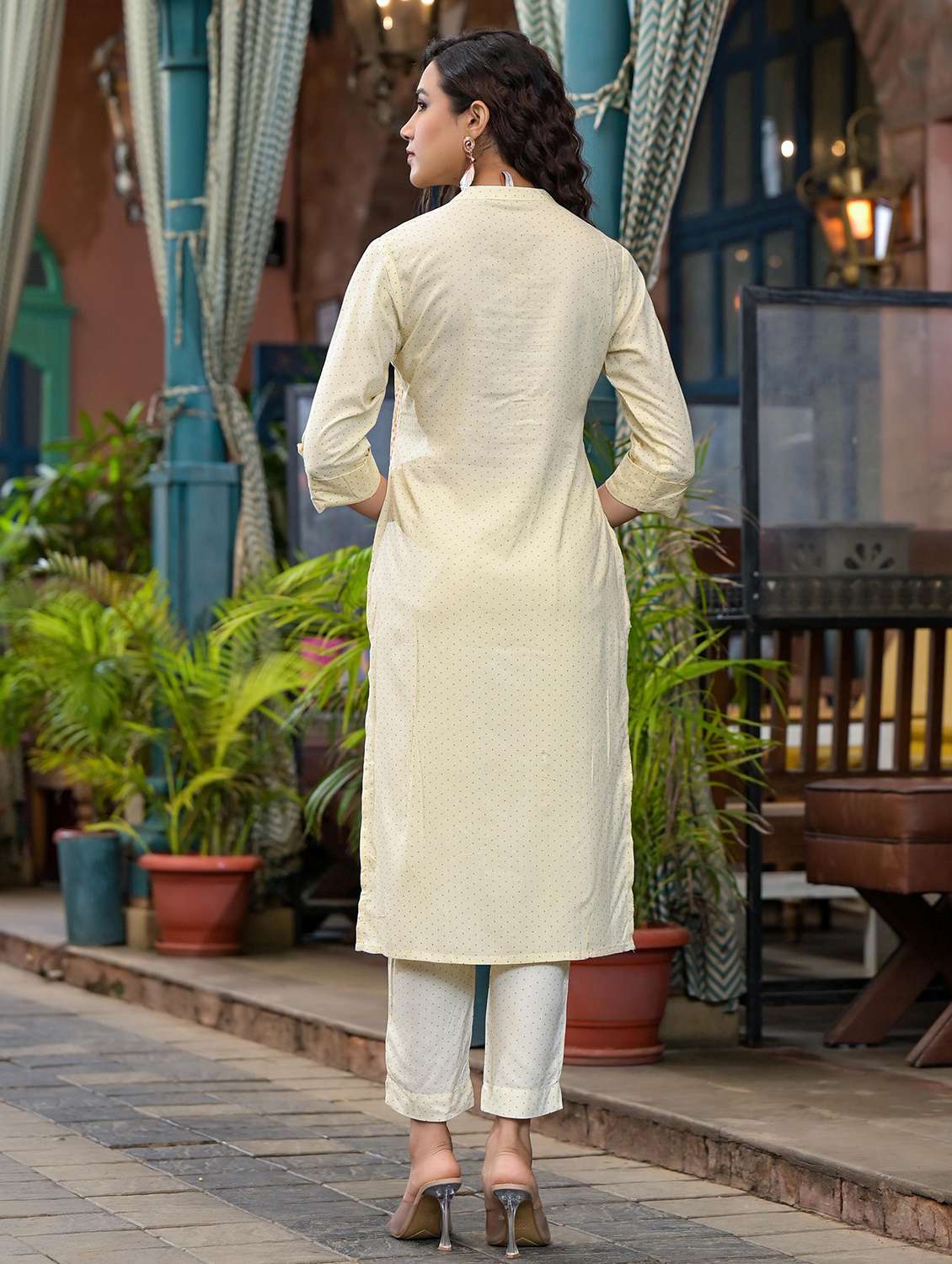 women yellow kurta pant set with dupatta - 21518971 -  Standard Image - 3