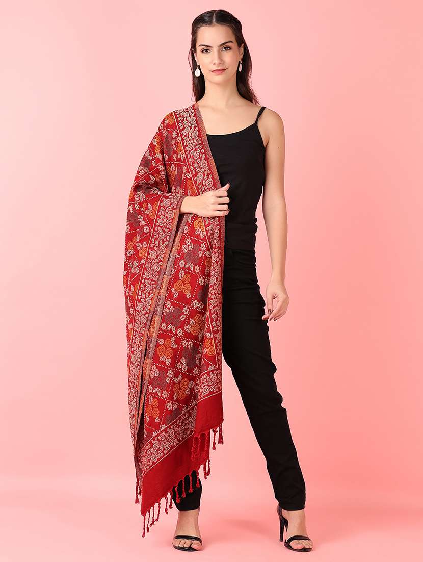 women self designed stole