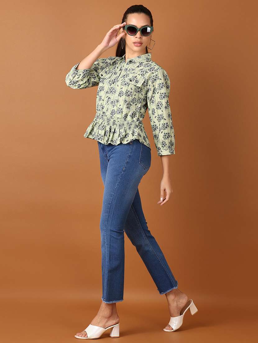 Women Solid Mid Rise Bootcut Jean