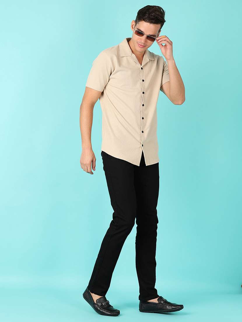 men short sleeves plain casual shirt - 21519367 -  Standard Image - 3