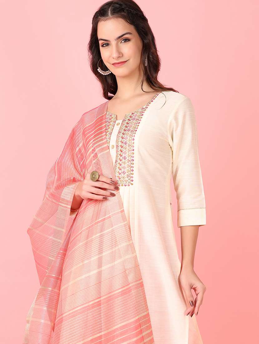 women peach striped dupatta - 21519558 -  Standard Image - 3