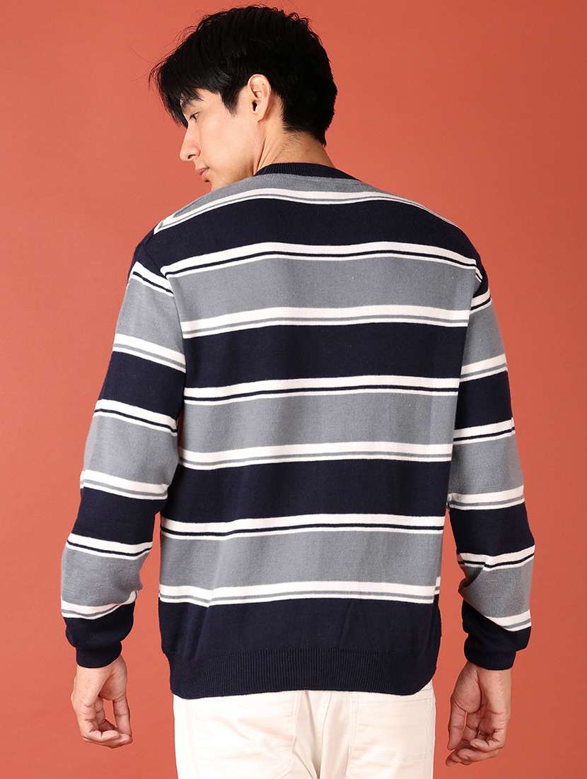 men self design round neck pullover - 21519748 -  Standard Image - 3